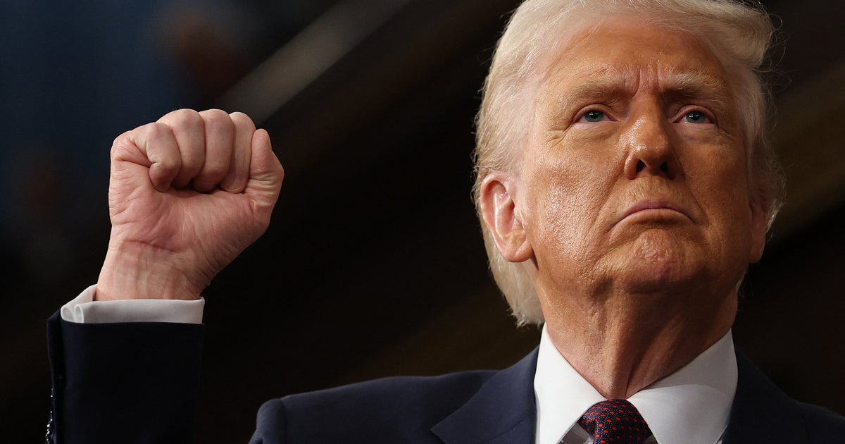 ‘Incredibly Incompetent Clown’ Trump Ridiculed After Putting Major Policy Move Into Reverse