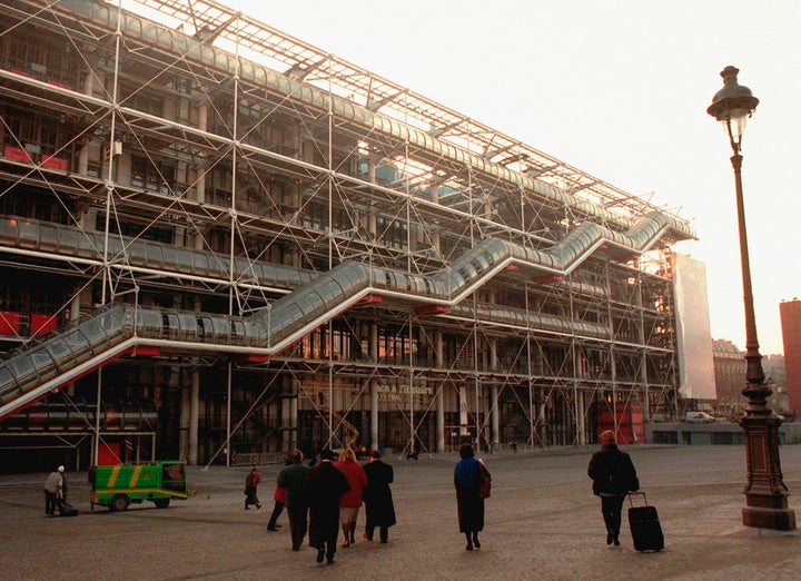 Το Georges Pompidou Center στο Παρίσι. (AP Photo/Remy de la Mauviniere, File)