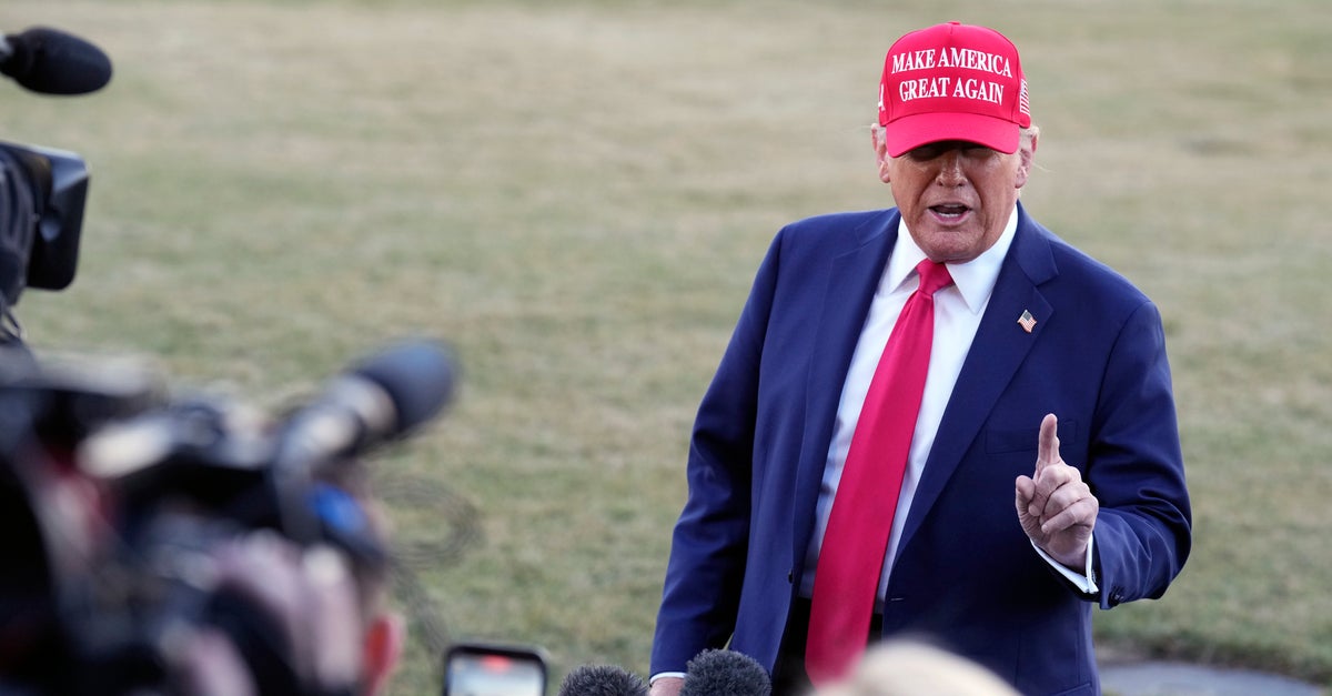 NextImg:Trump Delays Tariffs On Most Imports From Mexico Until April