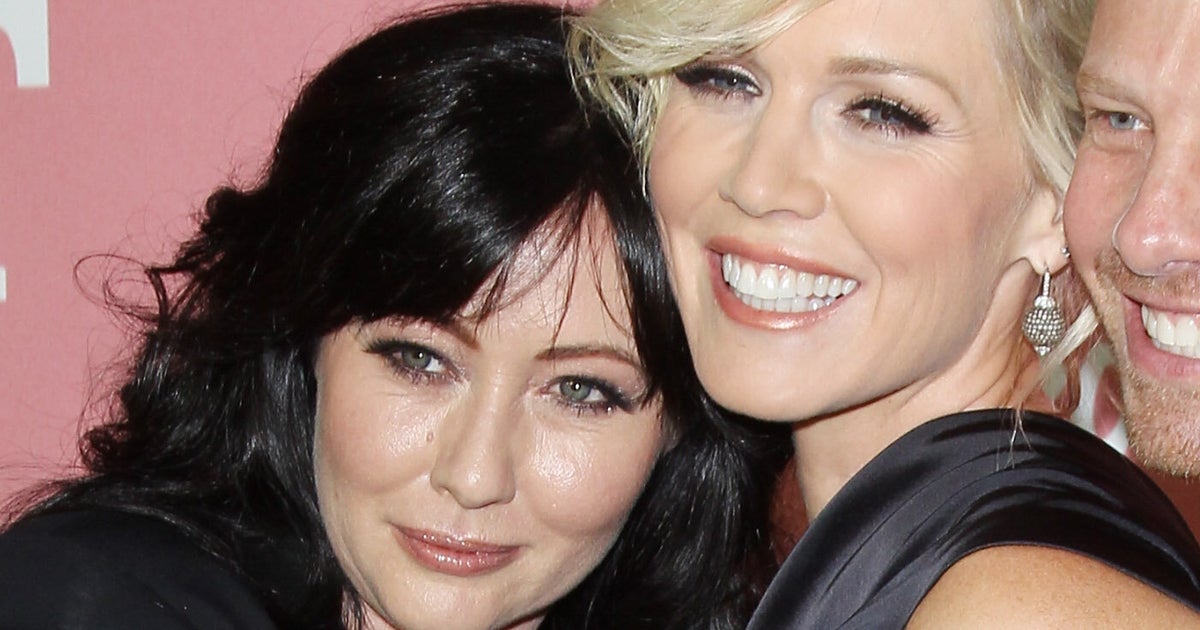 NextImg:Jennie Garth Has 3 Words For Shannen Doherty's Oscars Snub