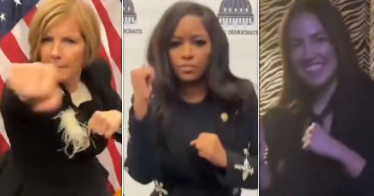 Democrats' Anti-Trump Meme Attempt Goes Viral For All The Wrong Reasons