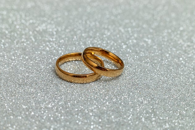 こども家庭庁の調査によると、既婚者の4人に1人が「マッチングアプリをきっかけに出会った」と答えている。