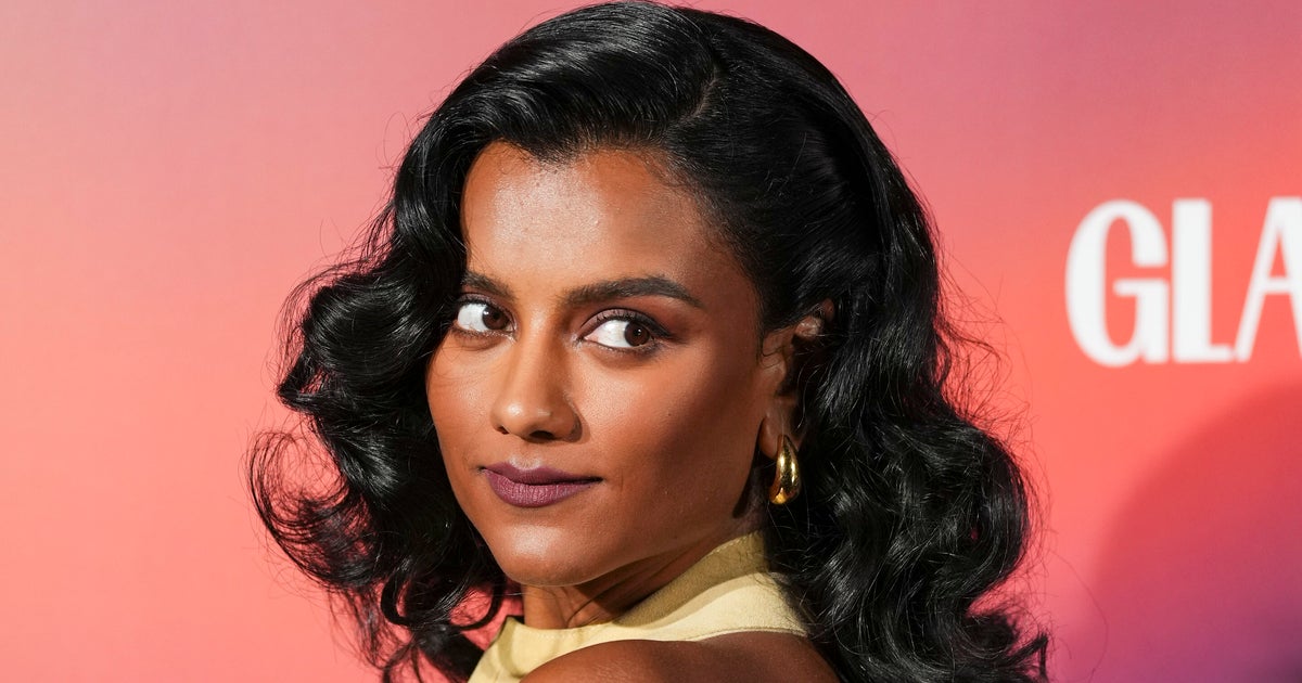 Bridgerton's Simone Ashley Is Reinventing The Rom-Com Heroine ...