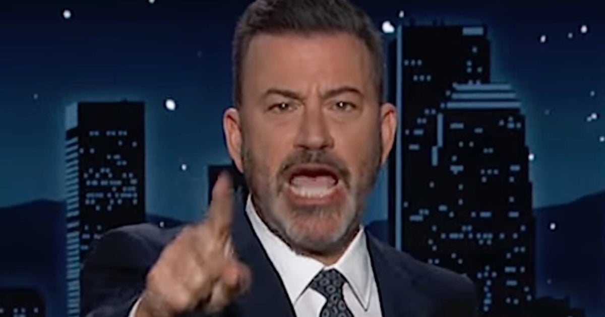NextImg:'I Dare You!': Jimmy Kimmel Challenges Trump To Do 1 'Dumb' Thing People Would Love