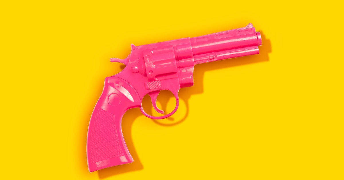 NextImg:Swiss Politician Fined For Buying Pink Water Pistols Online