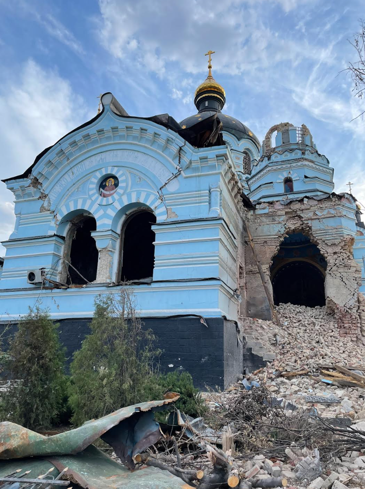 A church in Donbas destroyed by the Russian army.