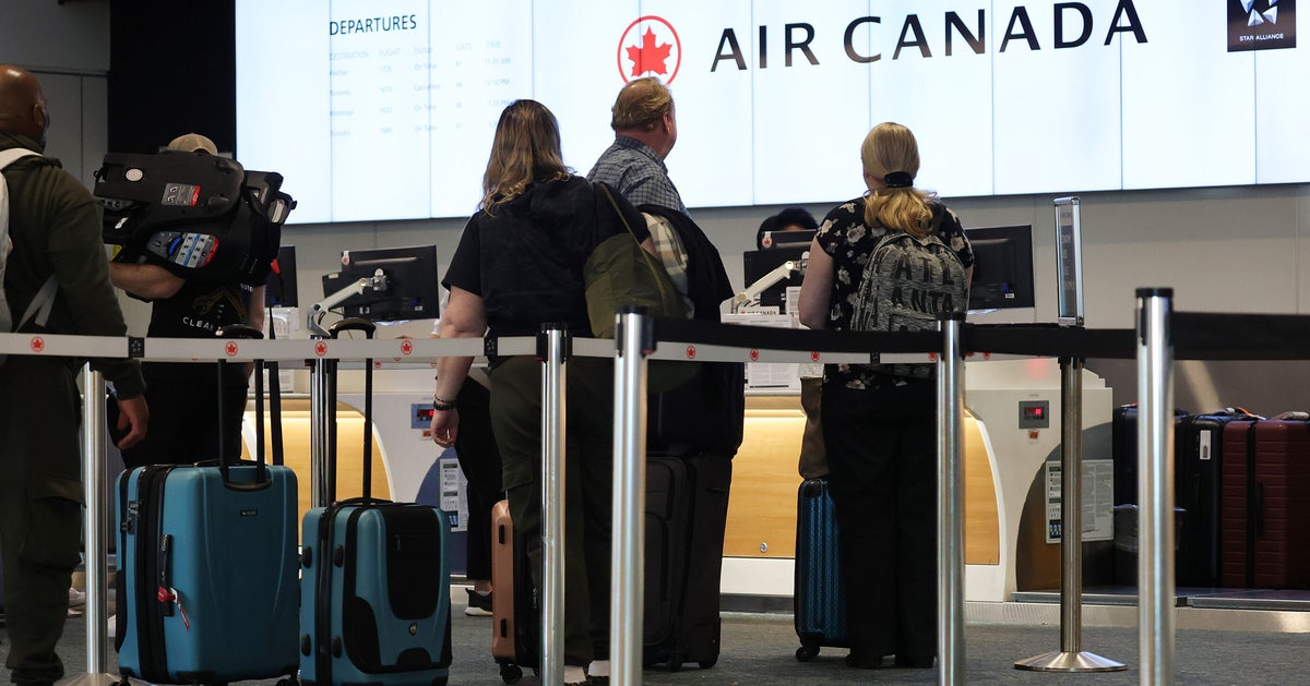 NextImg:'Horribly Insulted' Canadian Snowbirds Ax U.S. Travel Plans Over Trump's Trade War