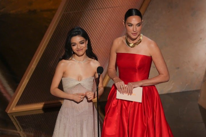 Rachel Zegler and Gal Gadot presented an award together during the 2025 Oscars