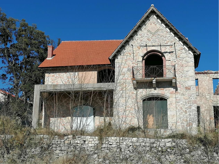 Υπασπιστήριο. Υφιστάμενη κατάσταση