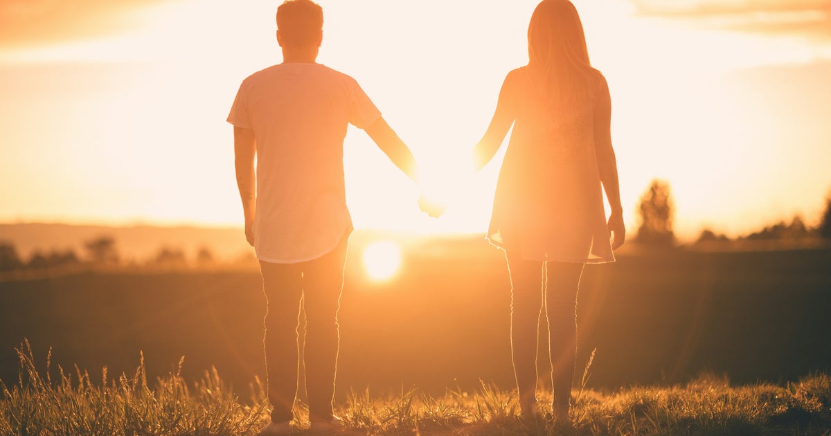 I Asked A Psychologist And A Sexologist For Signs Your Partner Secretly Resents You