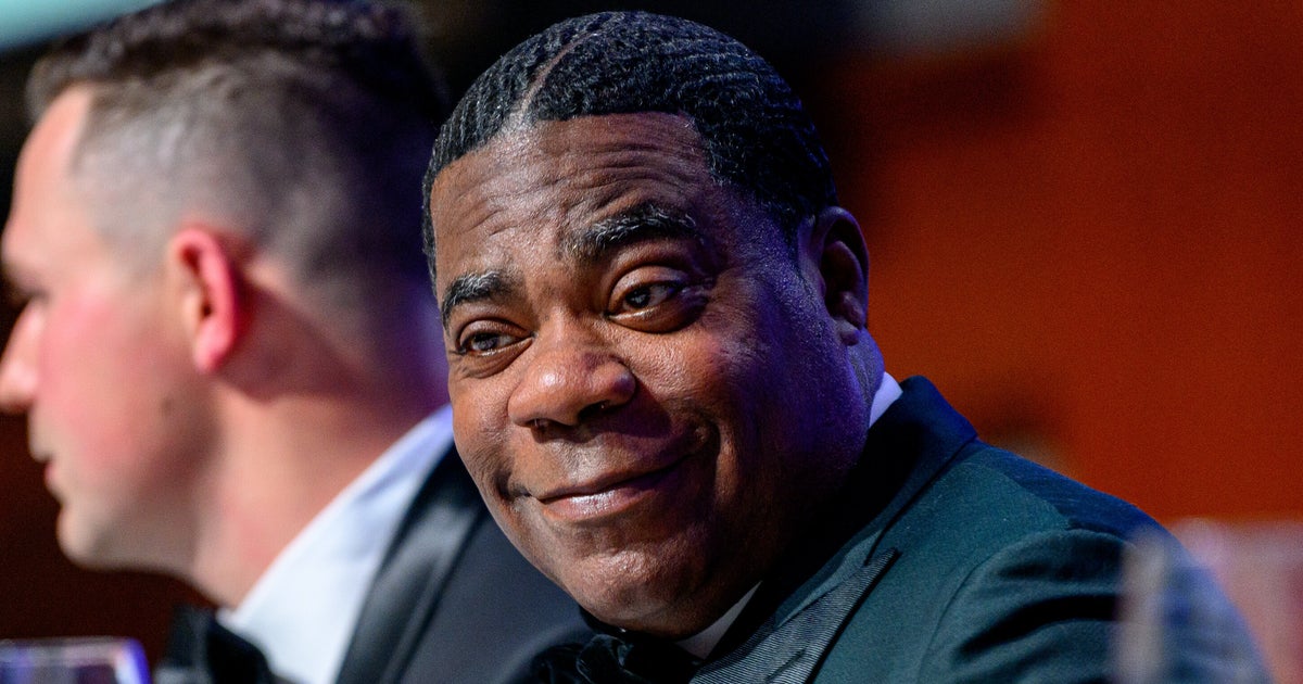 Tracy Morgan Leaves Knicks Game After Vomiting On Court