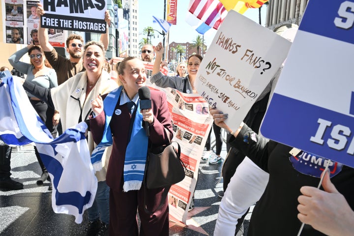 Protesters at the ceremony honoring Gadot included both pro-Palestine and pro-Israel.