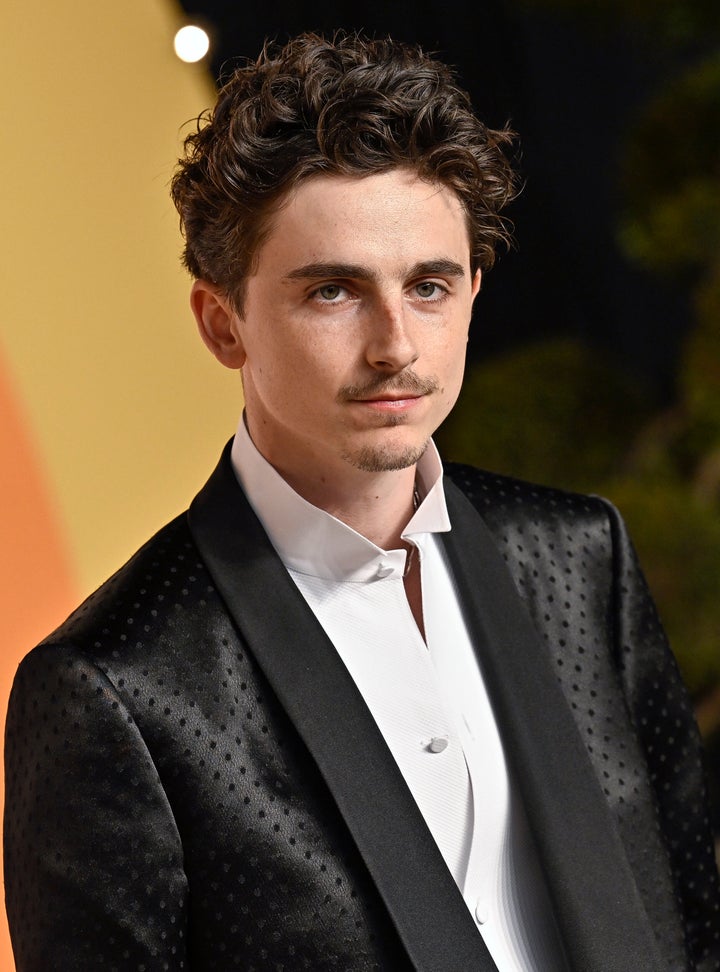 Timothée Chalamet stars alongside Gwyneth Paltrow in Marty Supreme