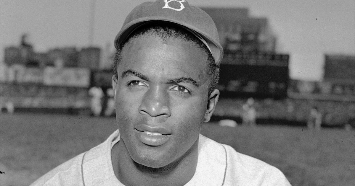 NextImg:Defense Department Removes And Swiftly Restores Web Page About Jackie Robinson