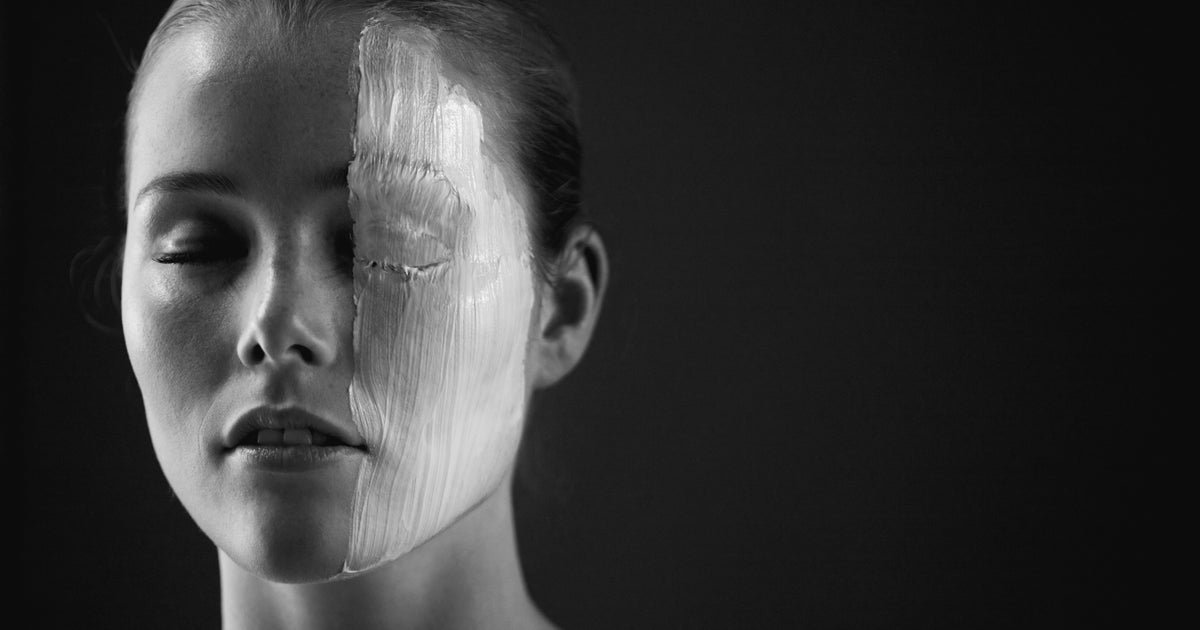 NextImg:Microcurrent Skin Care Devices Have Been Blamed For Facial Paralysis. Here's What Experts Know.