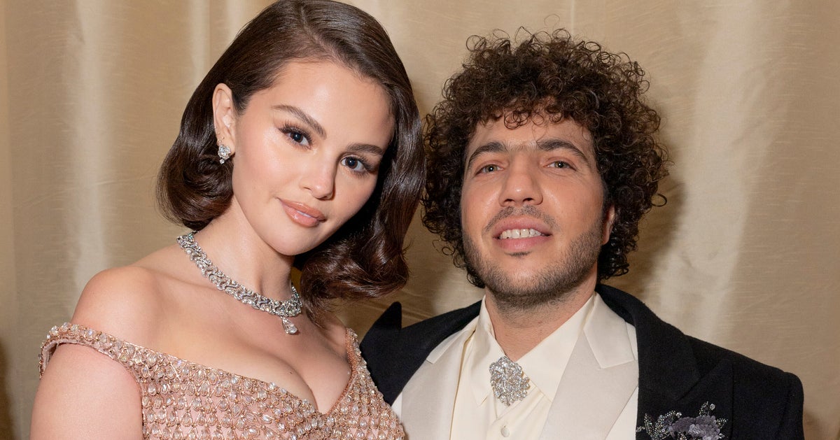 Selena Gomez, Benny Blanco Cringe Over ‘Mortifying’ Moment At Taylor Swift Party