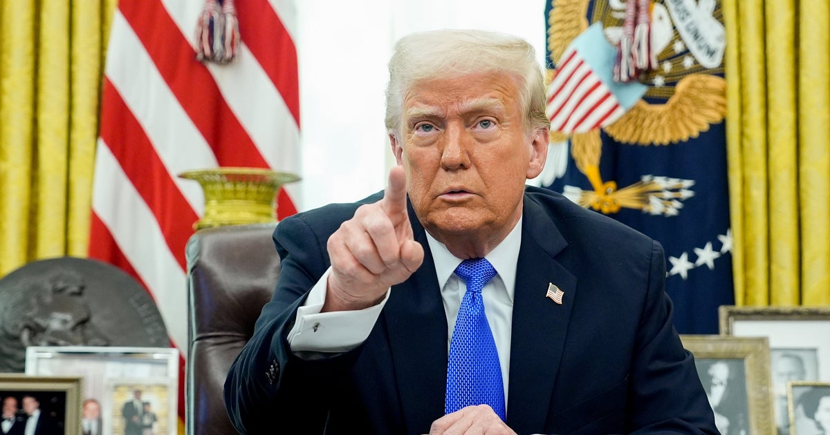 NextImg:Trump Gives Weird Response To Fox News Canada Statehood Question