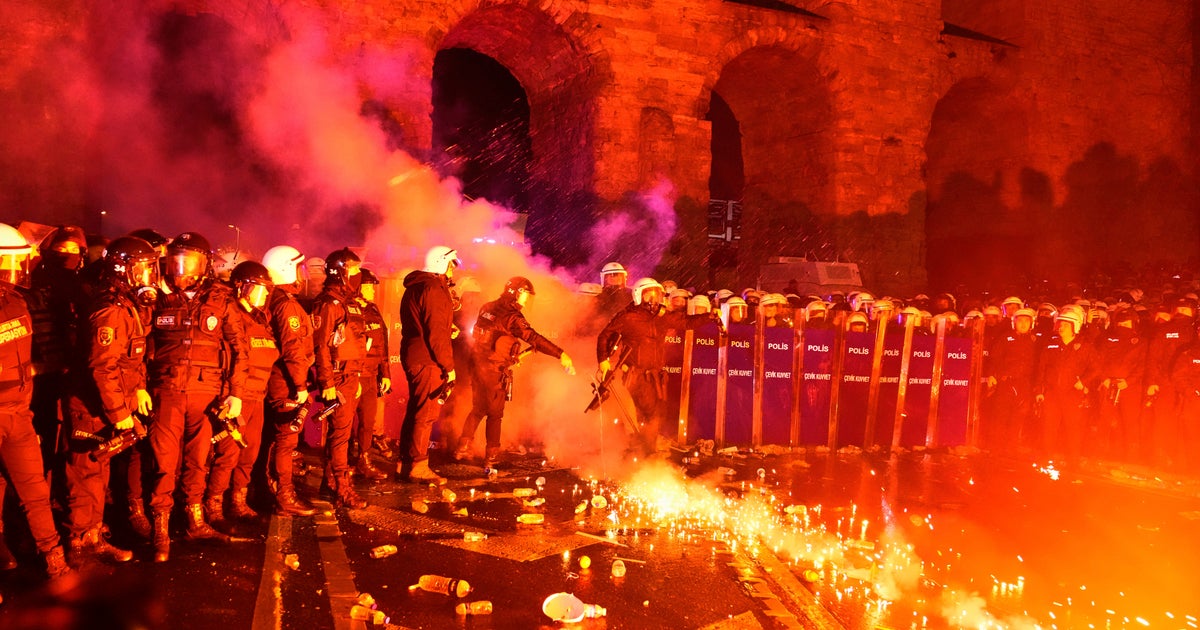 Thousands Rally In Istanbul As Erdogan Issues Warning Against Protests Over Mayor's Arrest