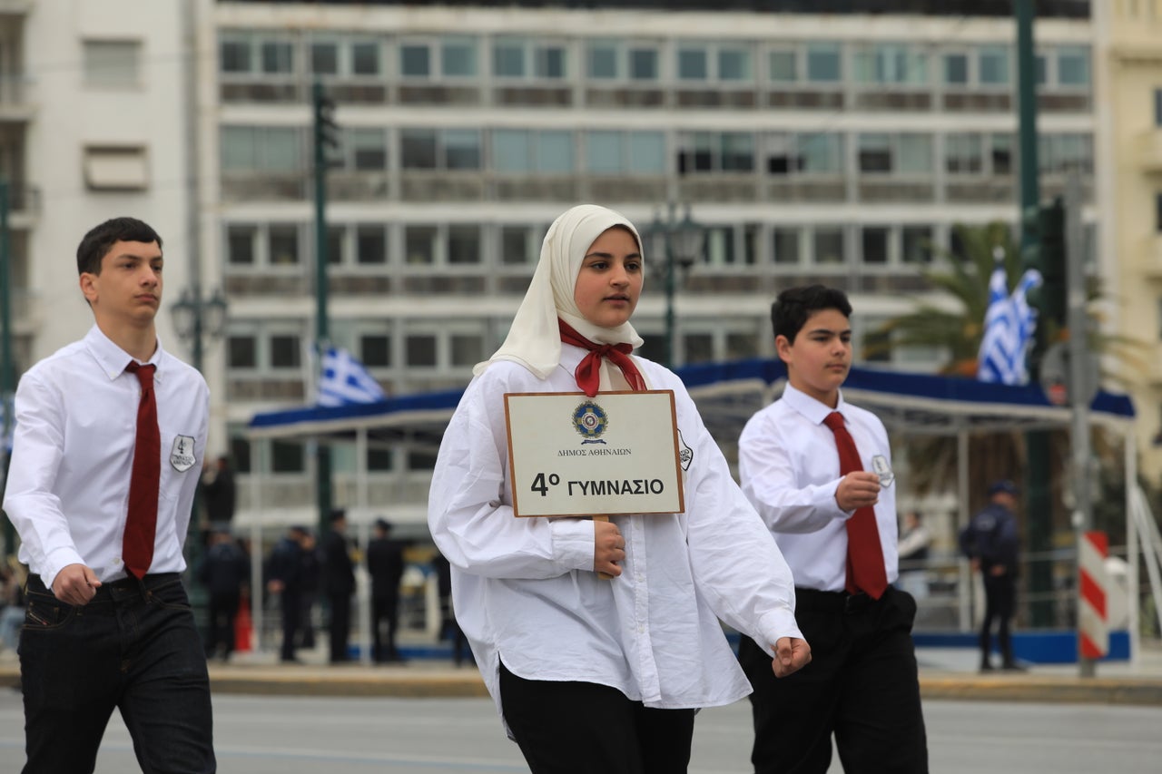 Παρέλαση μαθητών, σπουδαστών, προσκόπων και οδηγών μπροστά από το Μνημείο του Άγνωστου Στρατιώτη στην Αθήνα για την εθνική επέτειο της 25ης Μαρτίου στην Αθήνα, Δευτέρα 24 Μαρτίου 2025. (ΜΙΧΑΛΗΣ ΚΑΡΑΓΙΑΝΝΗΣ/EUROKINISSI)