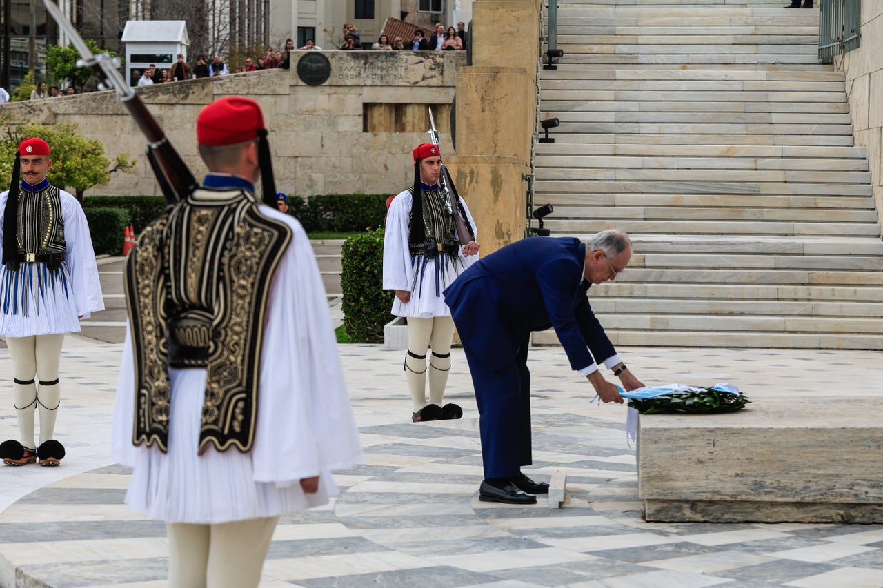 25η Μαρτίου: Με λαμπρότητα η στρατιωτική παρέλαση στην Αθήνα (Εικόνες)