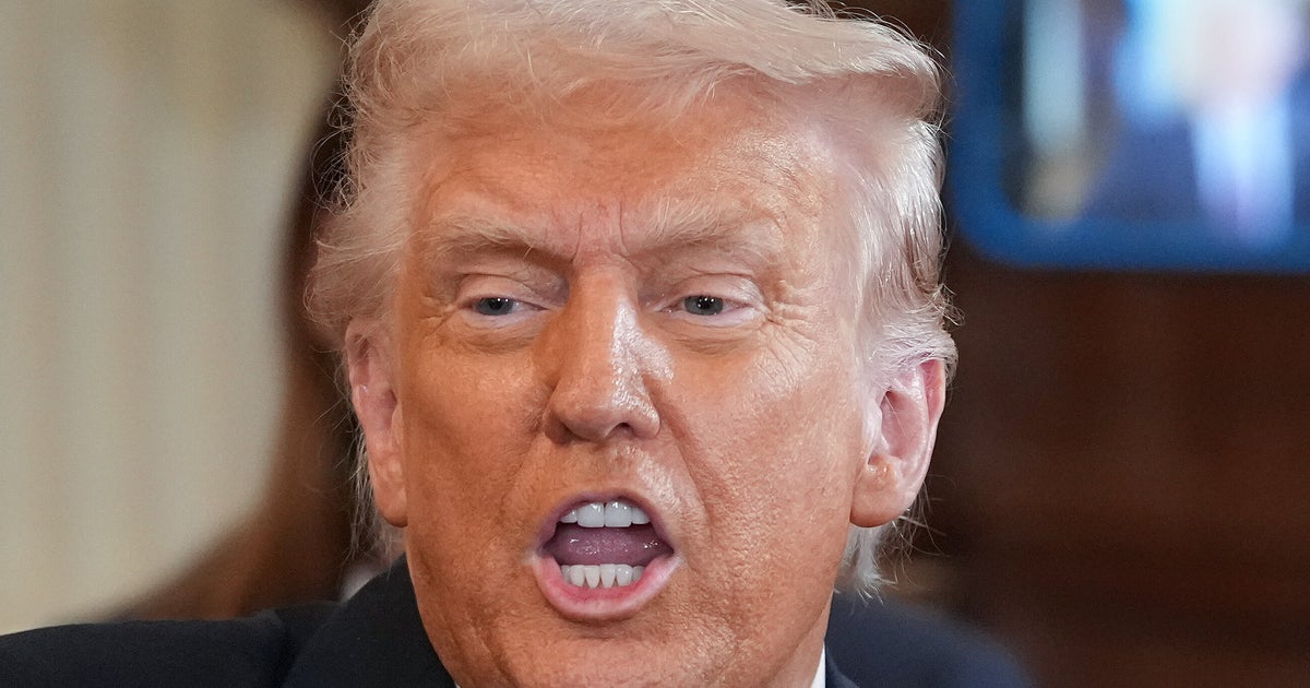 NextImg:Trump's Freakout Over 'Distorted' Portrait Exposes Quite A Pattern, Experts Say