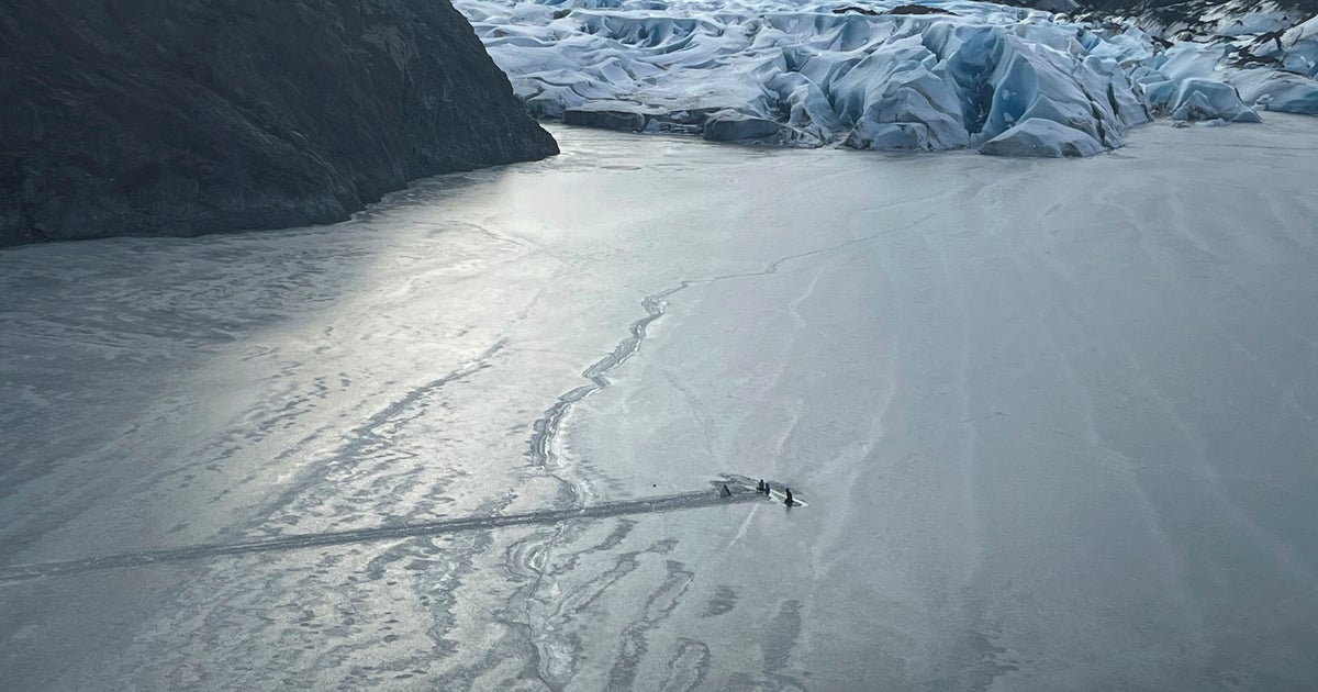 NextImg:Pilot, 2 Children Found Alive After Plane Crashes Into Icy Alaska Lake