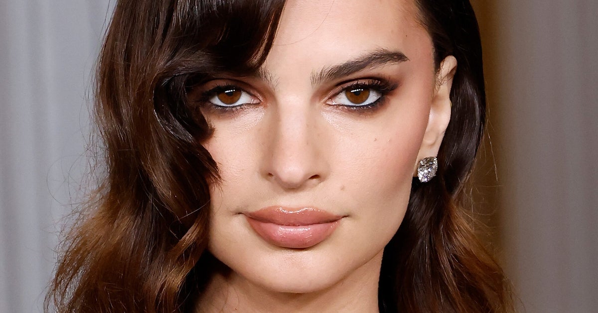 Emily Ratajkowski Faces Haircut Mishap with Humor