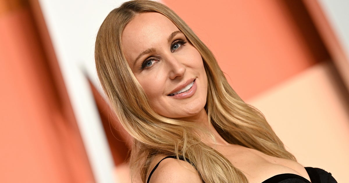 NextImg:Nikki Glaser Reveals Why She’s Fine With Her Boyfriend Sleeping With Other Women