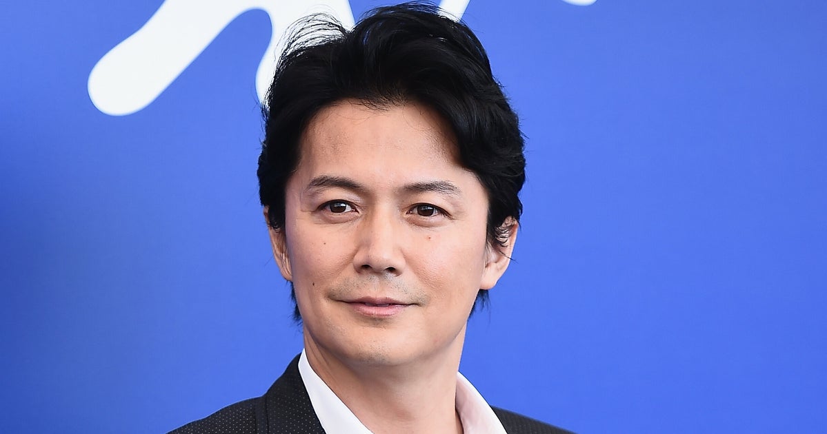福山雅治、大阪・梅田に降臨、自撮りショットに反響⇨大阪ガーデンシティなど街中撮影に「会いたかった」「私もいた!」