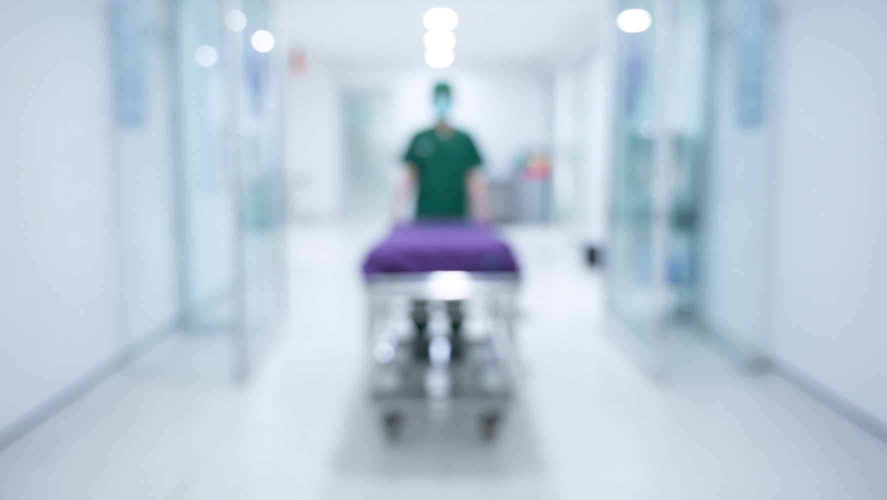 I'm An ER Physician. Here Are 5 Types Of Pain I'd Never Ignore.