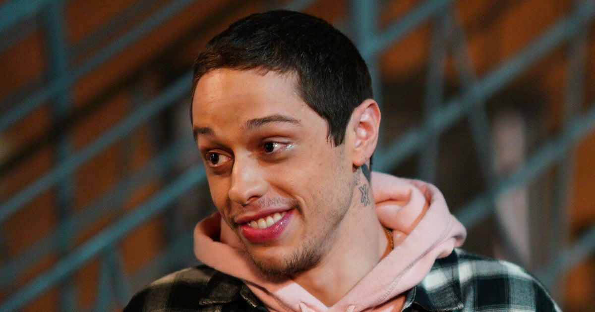 Pete Davidson Cringes When He’s Reminded He Dated 1 Very Famous Woman