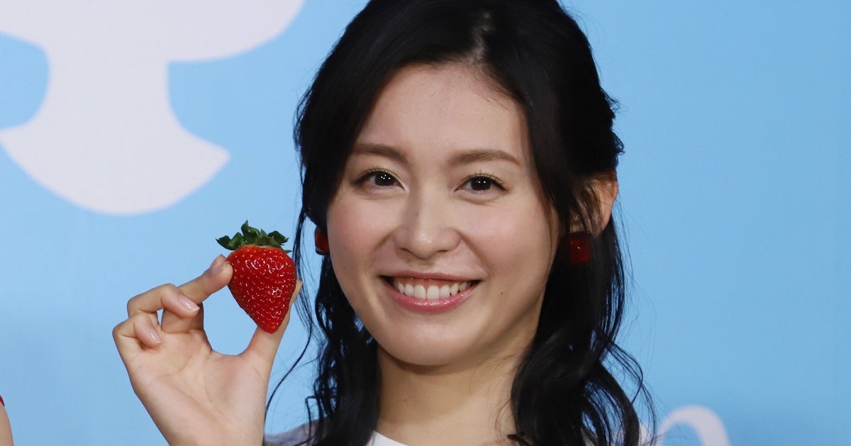 本仮屋ユイカ、憧れの先輩ともさかりえとの初対面2ショット公開「思わず見惚れてしまいました」