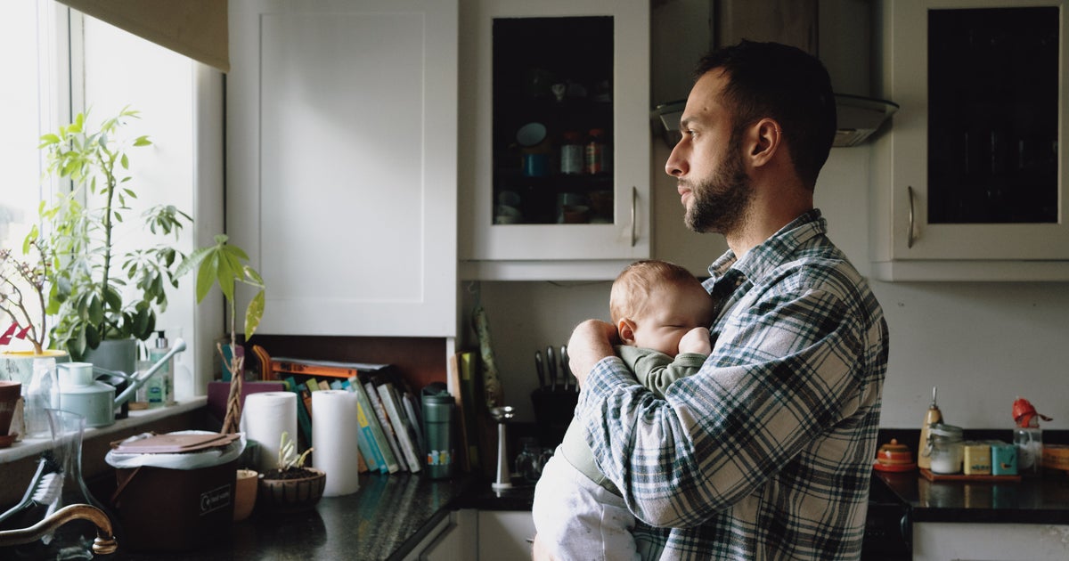 NextImg:'New Dad Depression' Is Real: Here Are 3 Not-So-Obvious Signs Of It