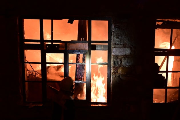 Φωτιά σε εγκαταστάσεις εγκαταλελειμμένου εργοστασίου επί της οδού Αγίου Αντωνίου στα Άνω Πατήσια - Αθήνα, 1 Απριλίου 2025