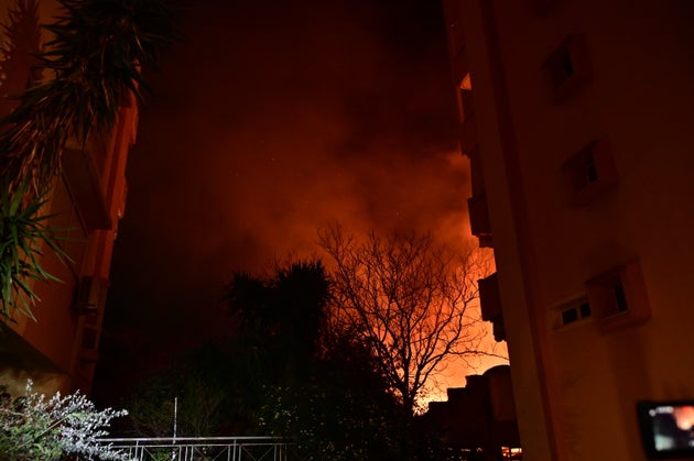 Φωτιά σε εγκαταστάσεις εγκαταλελειμμένου εργοστασίου επί της οδού Αγίου Αντωνίου στα Άνω Πατήσια - Αθήνα, 1 Απριλίου 2025