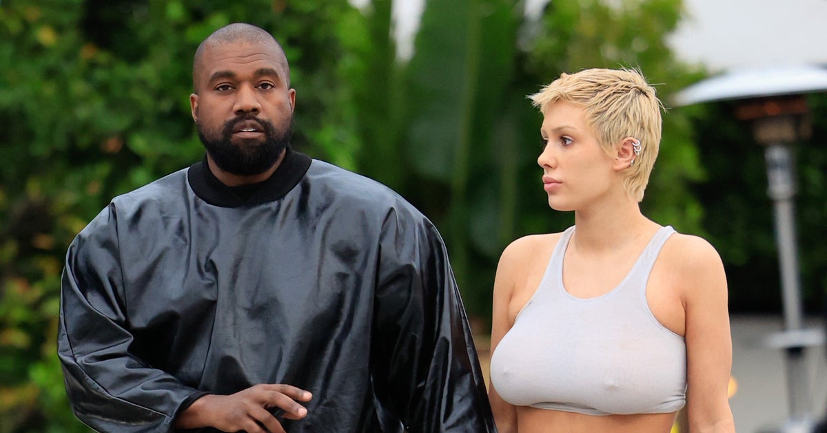 NextImg:Kanye West Says Wife Bianca Censori ‘Ran Away’ In His New Unhinged Song