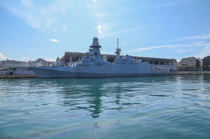 Νέοι «ελιγμοί» για απόκτηση επιπλέον φρεγατών για το Πολεμικό Ναυτικό.