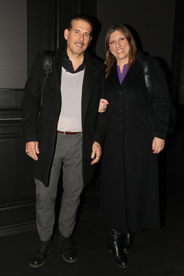 Η Ζωή Κωνσταντοπούλου πόζαρε χαμογελαστή στον φωτογραφικό φακό ενώ λίγη ώρα πριν είχε συγκρουστεί στη Βουλή με τον Άδωνη Γεωργιάδη.