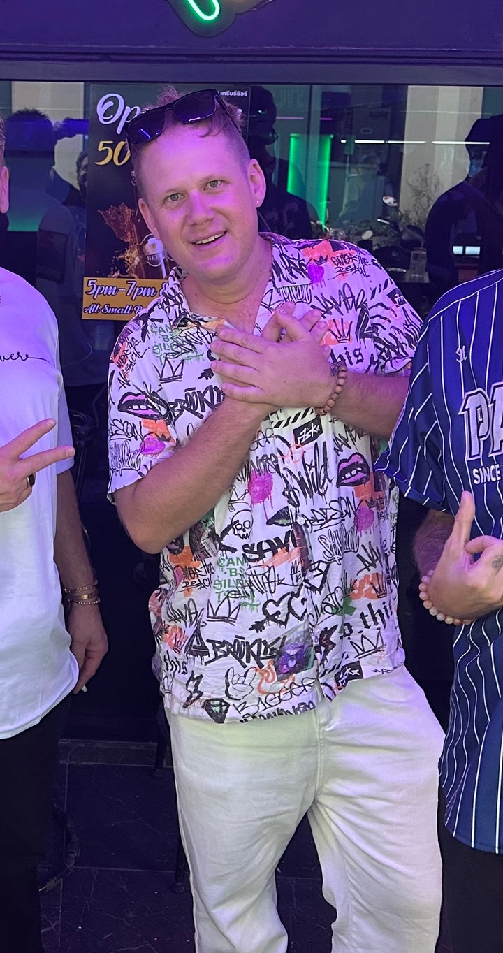 Sam creates YouTube content on his search for love in Thailand.
