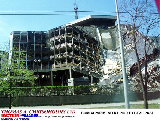 Ένα από τα πολλά βομβαρδισμένα κτίρια στην πόλη του Βελιγραδίου.