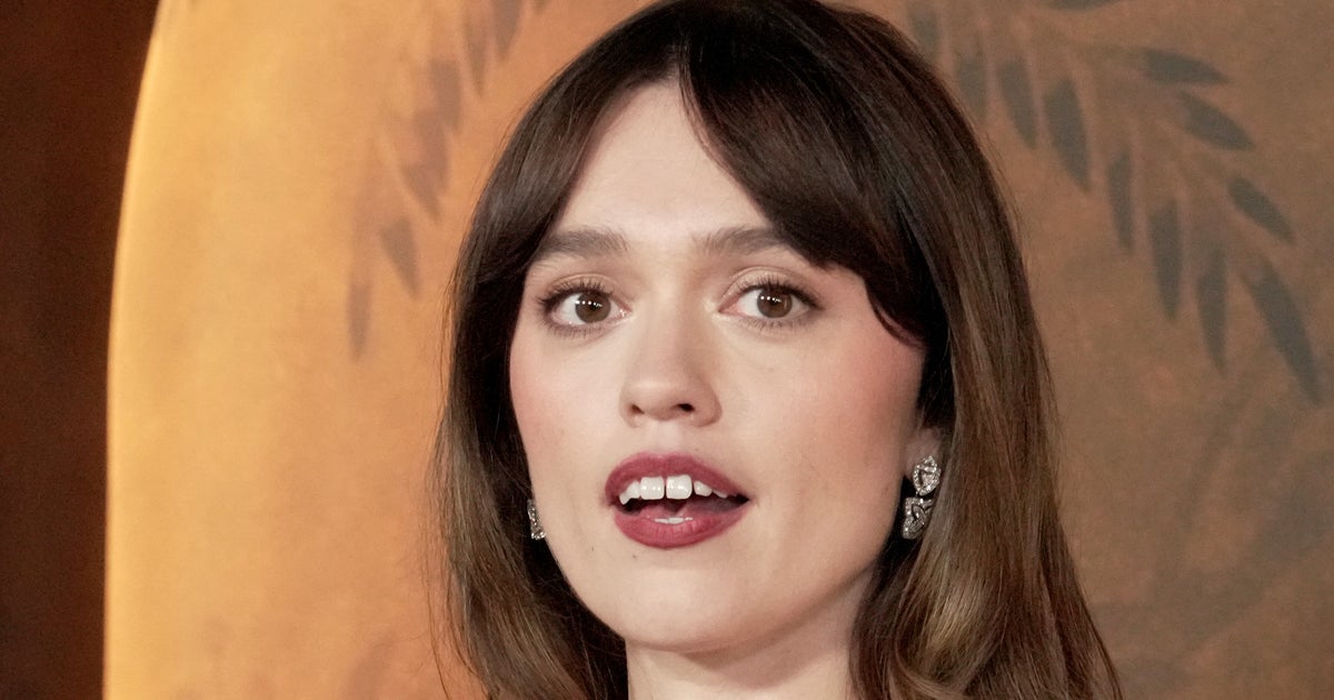 NextImg:'White Lotus' Star Says There's 1 Cosmetic Procedure She's 'Very' Against