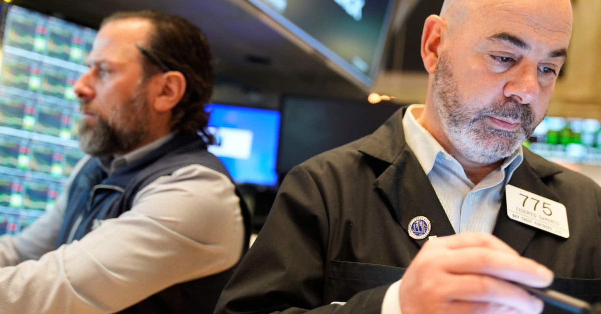 NextImg:Asian Shares Deepen Losses After Another Wall St Retreat As Tariffs Due To Take Effect