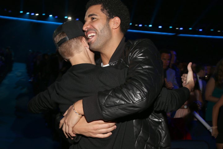 LOS ANGELES, CA - NOVEMBER 18: (L-R) Singer Justin Bieber and recording artist Drake at the 40th American Music Awards held at Nokia Theatre L.A. Live on November 18, 2012 in Los Angeles, California. (Photo by Christopher Polk/AMA2012/Getty Images for AMA)