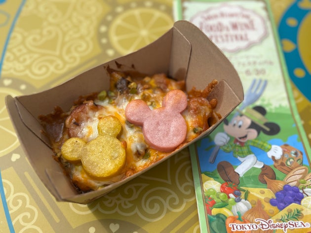 ニョッキグラタン（チョリソー、キノコ、ピスタチオ）