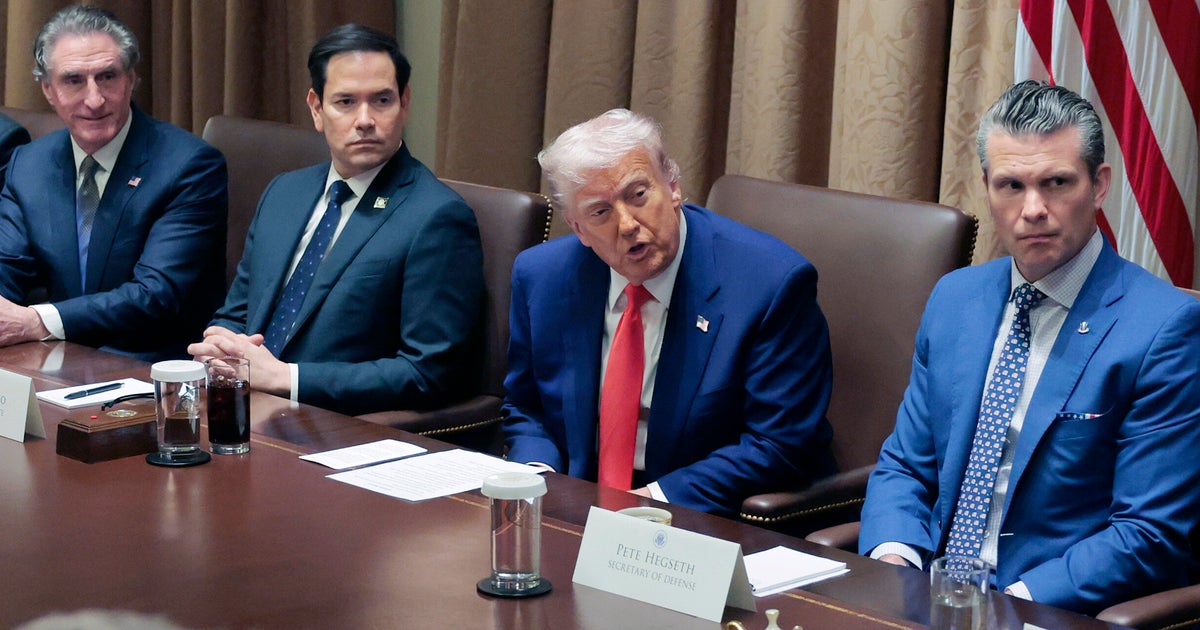 Donald Trump's 'F**king Gross' Cabinet Meeting Has Critics Cringing So Hard