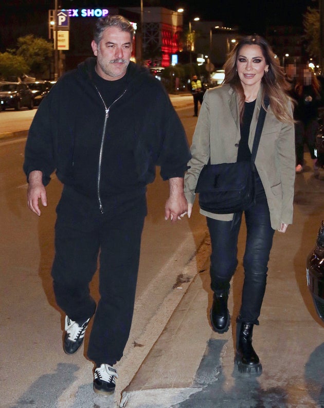 Ο Βασίλης Μπισμπίκης και η Δέσποινα Βανδή το βράδυ της Πέμπτης 11 Απριλίου.