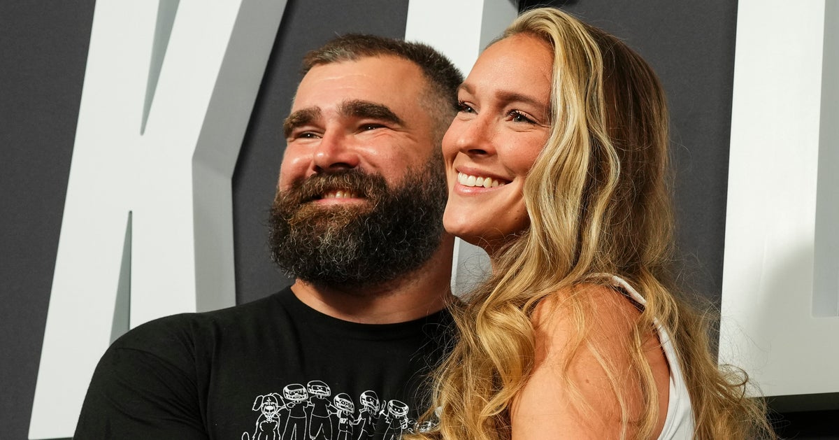 Kylie Kelce Shares The 1 Piece Of Marriage Advice She Swears By