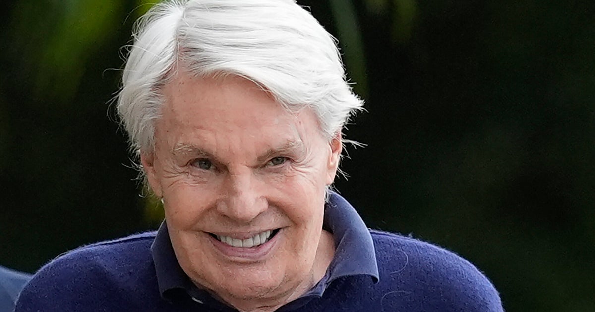 NextImg:Ex-Abercrombie CEO Incompetent For Sex Trafficking Trial, Prosecutors Say