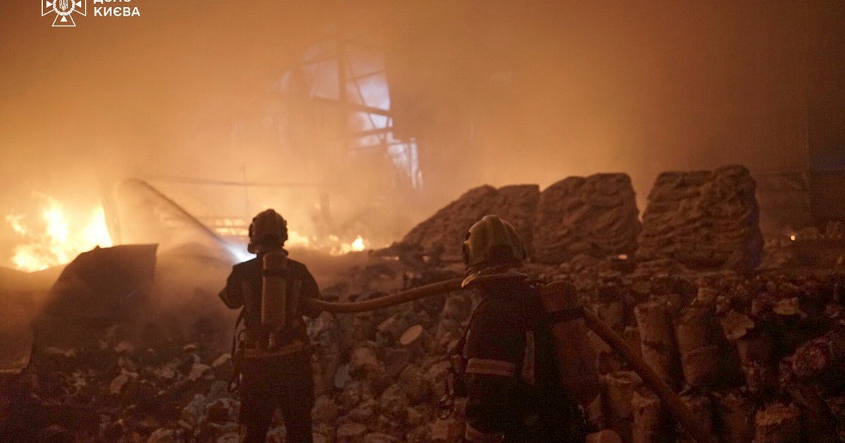 Russia And Ukraine Accuse Each Other Of Failing To Pause Strikes After U.S. Envoy Leaves Moscow