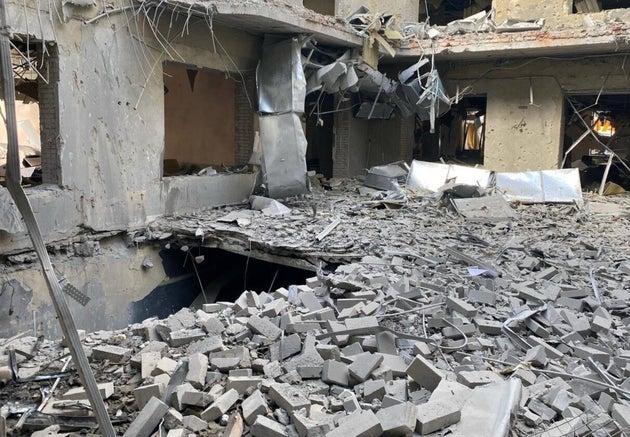 Πόλεμος στην Ουκρανία: Τουλάχιστον 21 νεκροί και 83 τραυματίες από το ρωσικό πυραυλικό πλήγμα στην πόλη Σούμι της Ουκρανίας.